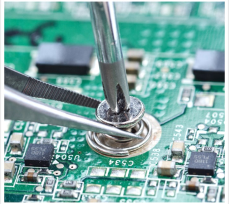 Assembling Circuit Board